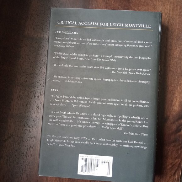 * 2/$10 *  Sting Like a Bee by Leigh Montville - Picture 2 of 3